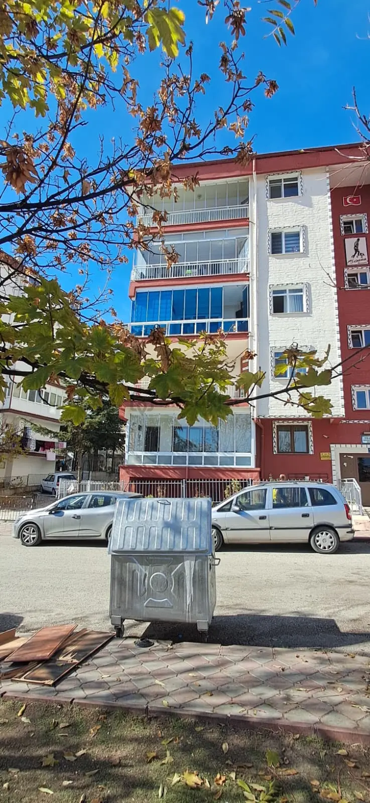 Bağlarbaşında 3+1 Katta Manzaralı Daire - 29