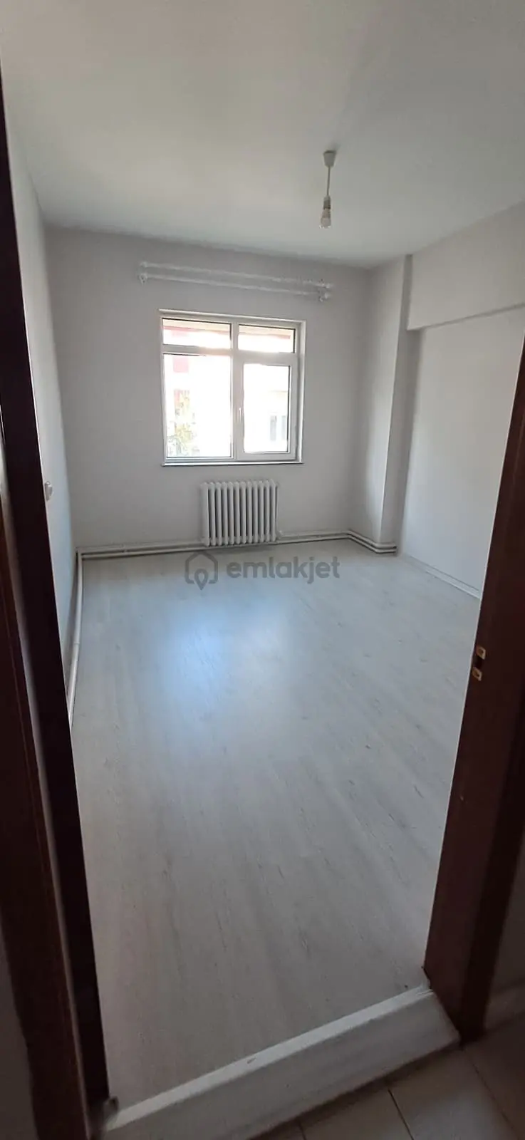 Bağlarbaşında 3+1 Katta Manzaralı Daire - 17