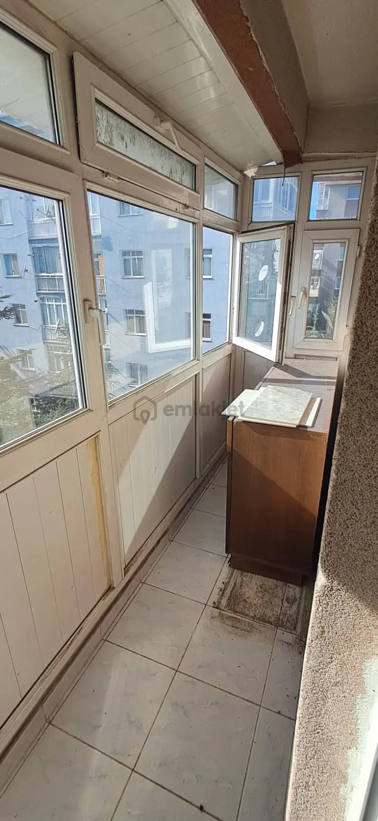 Bağlarbaşında 3+1 Katta Manzaralı Daire - 14