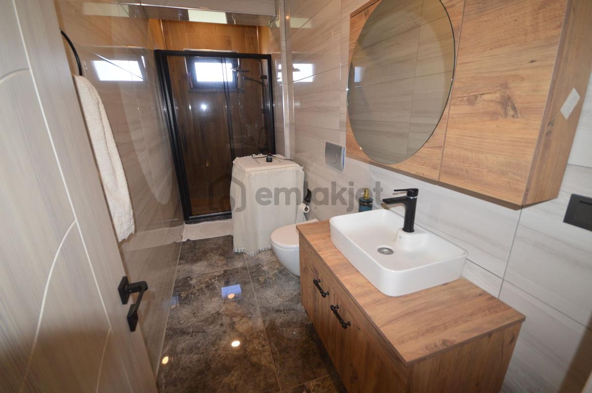 Kocaali De Havuzlu Köşe Parsel 4+1 Villa - 26