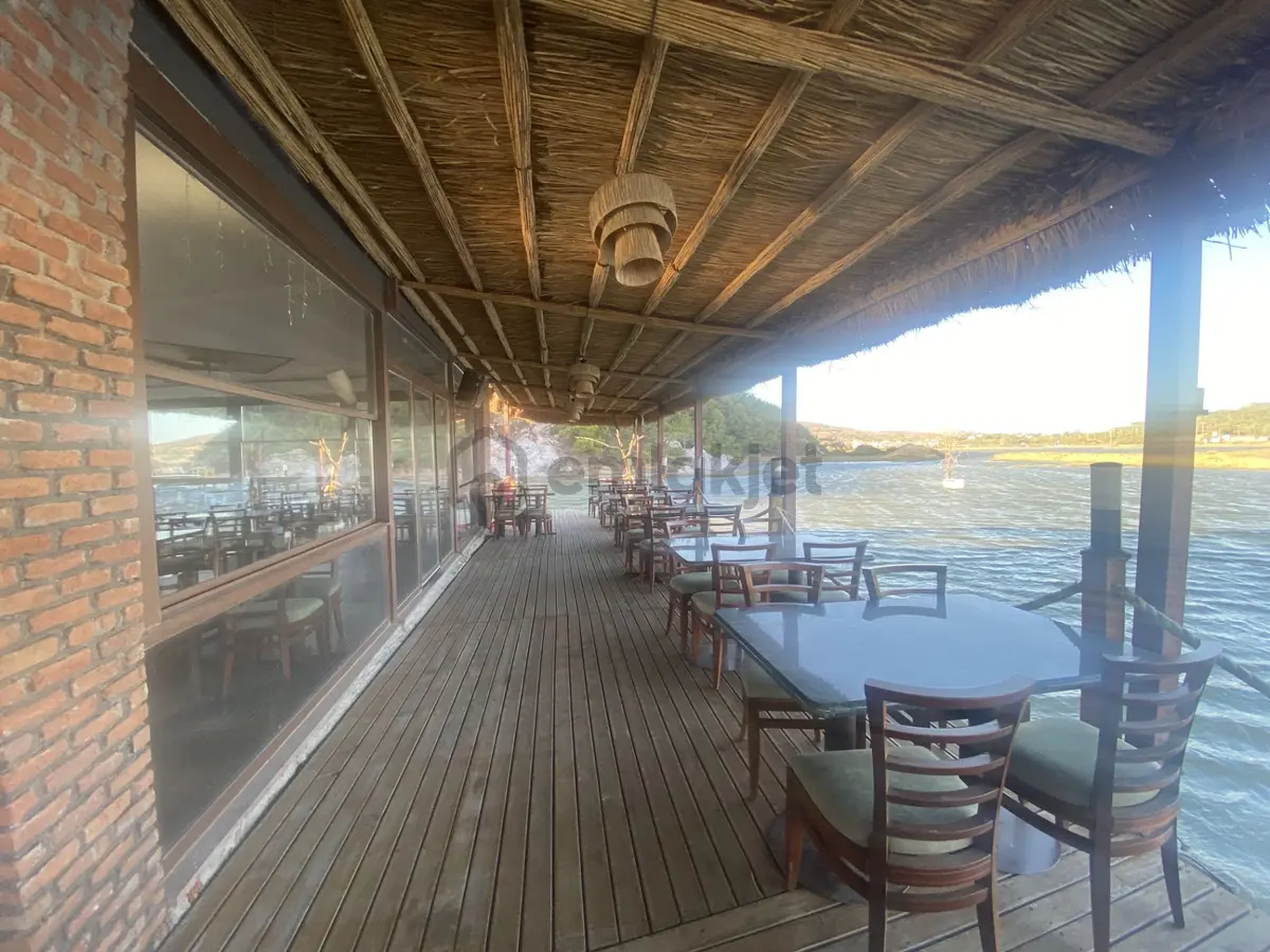 Ayvalık Sarımsaklı Da Satılık Otel-cafe-restaurant-bar. - 19