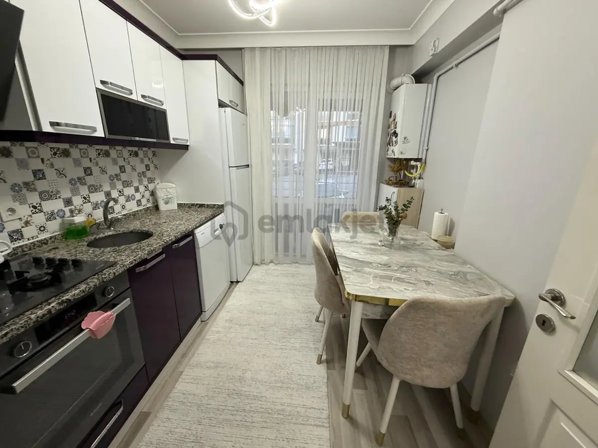 Keçiörende Ara Kat 3+1 Kilerli Ebeveyn Banyolu Lüks Daire