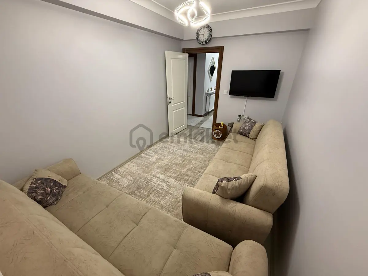 Keçiörende Ara Kat 3+1 Kilerli Ebeveyn Banyolu Lüks Daire - 16