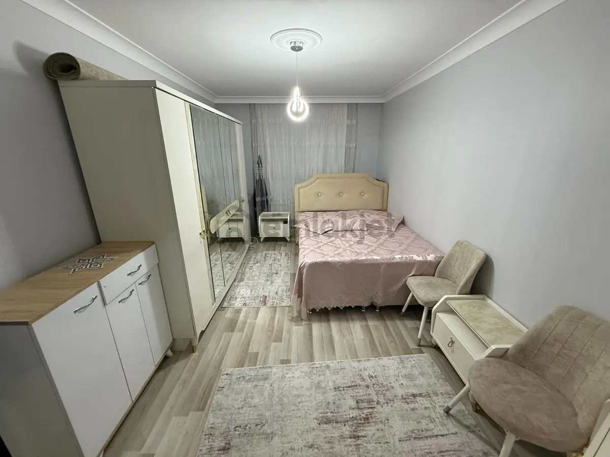 Keçiörende Ara Kat 3+1 Kilerli Ebeveyn Banyolu Lüks Daire - 19