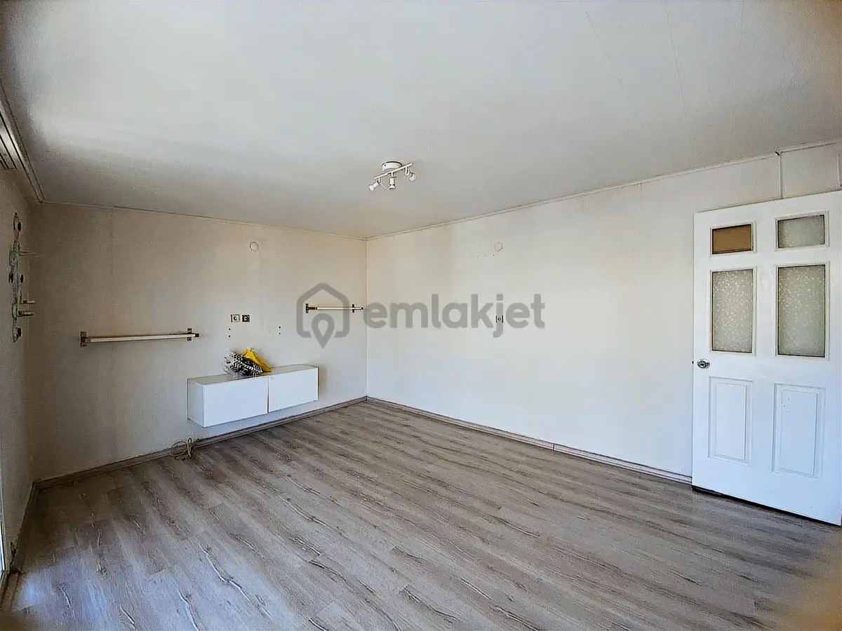Bornova Otogara Yakın Doğalgazlı Satılık Daire - 9