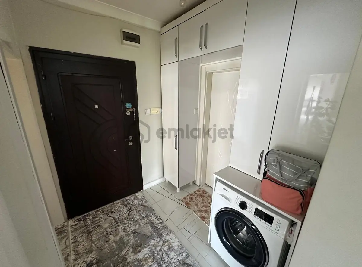 Hayal^den Ahievran Cad. Üzerinde E. Banyolu Geniş Full Yapılı Ön Cp. 3+1 Fırsat Daire ! - 20