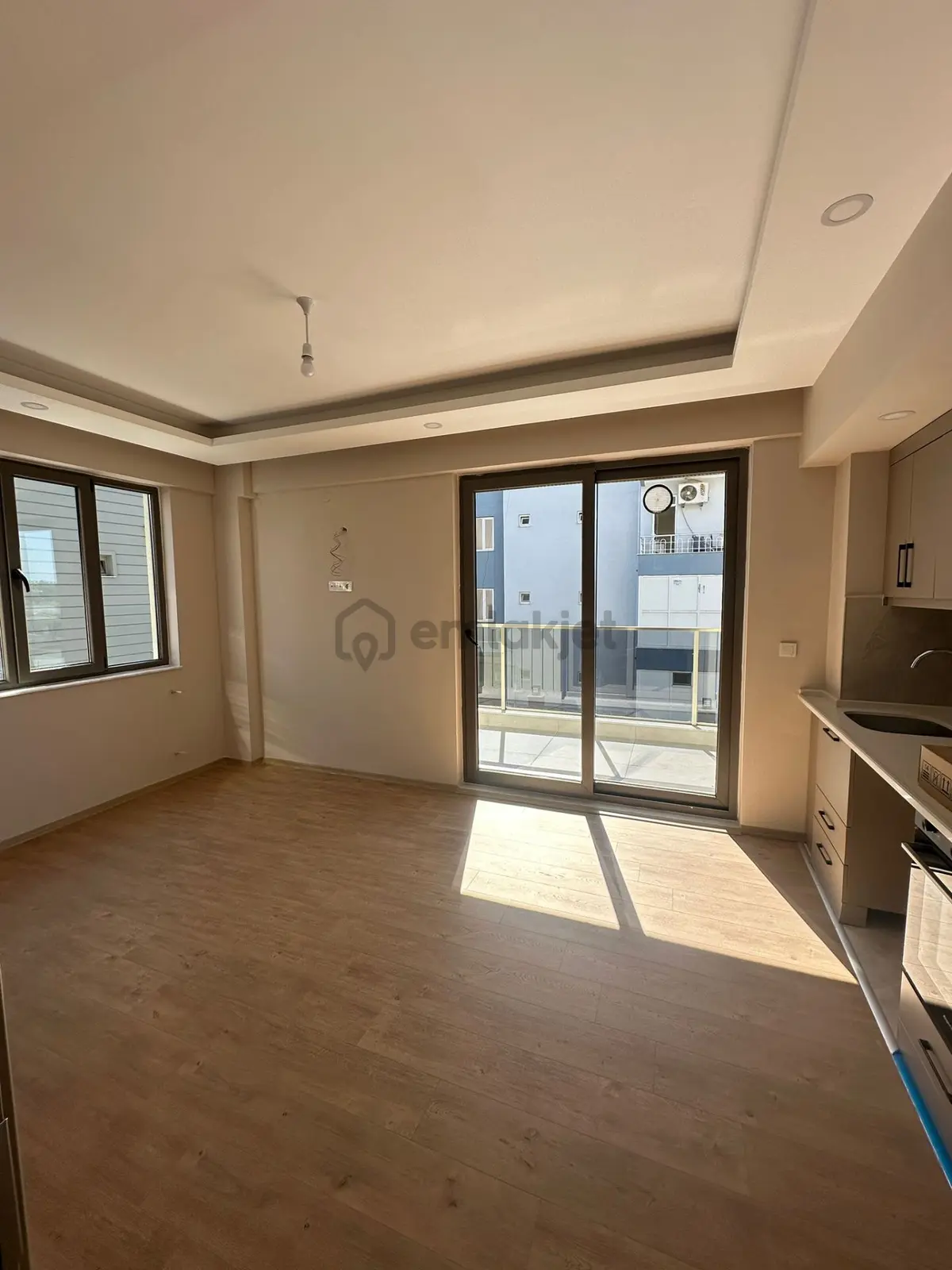 Site İçi Lüx Eşyasız Satılık Daire - 14