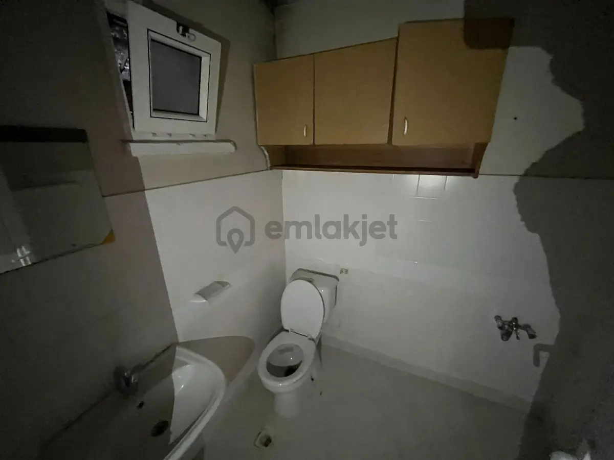 M.ç. Emlaktan Maraşal Çakmak Mahallesinde Merkeze Yakın 3+1 Ön Cephede. - 25