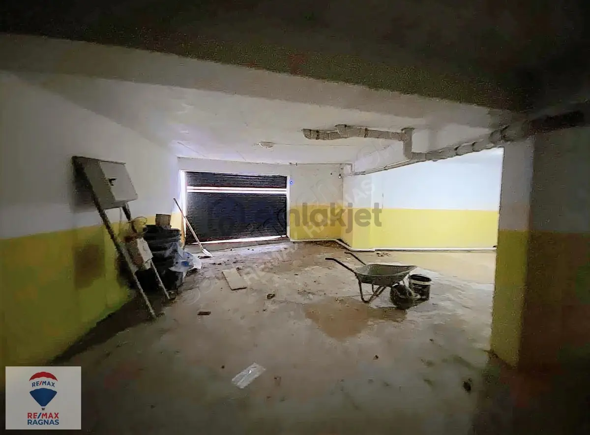 Çekmeköy Aydınlar Mah. K.otoparklı Arakat 2+1 86m² Satılık Daire - 23
