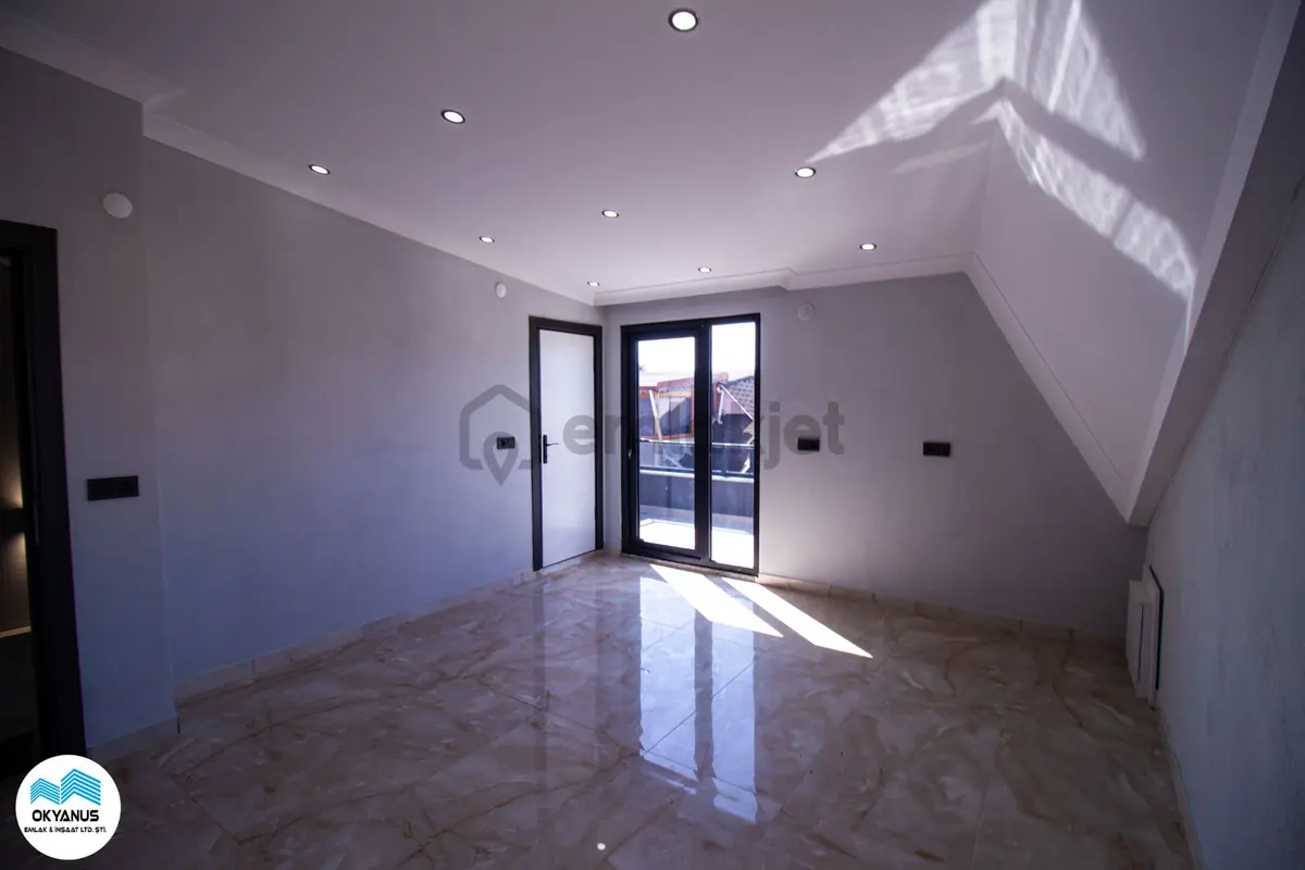 Sakarya Kocaali De Deniz Manzaralı Şık 3+1 Villa - 25