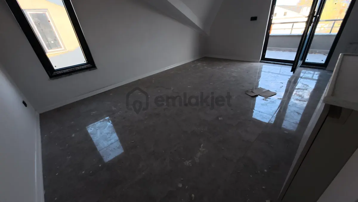 Sakarya Kocaali’de Geniş Bahçeli, Şık 3+1 Villa - 22