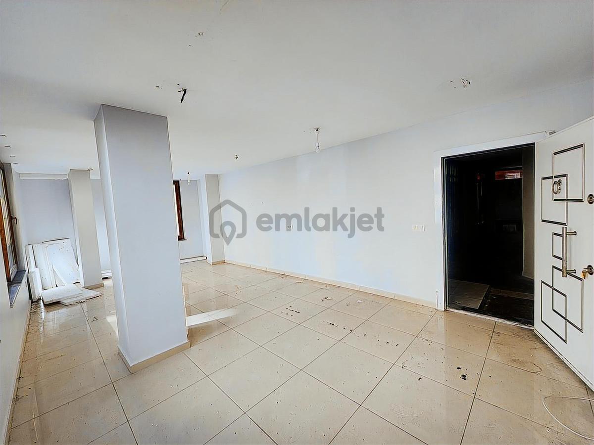 Alanya Nin Kalbinde Kiralık Kupon Dükkan - 15