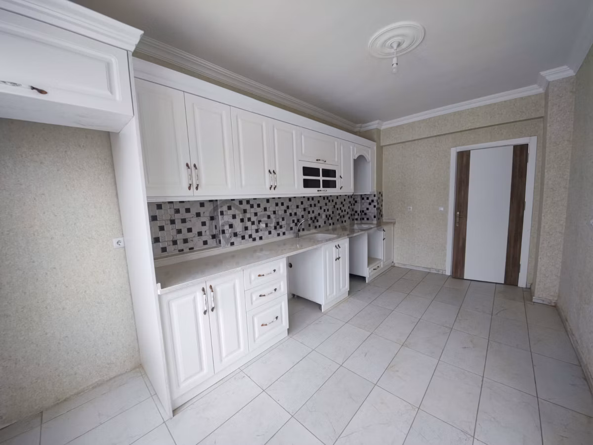 Parsana Mahallesi Site İçi Ara Kat 3+1 Daire