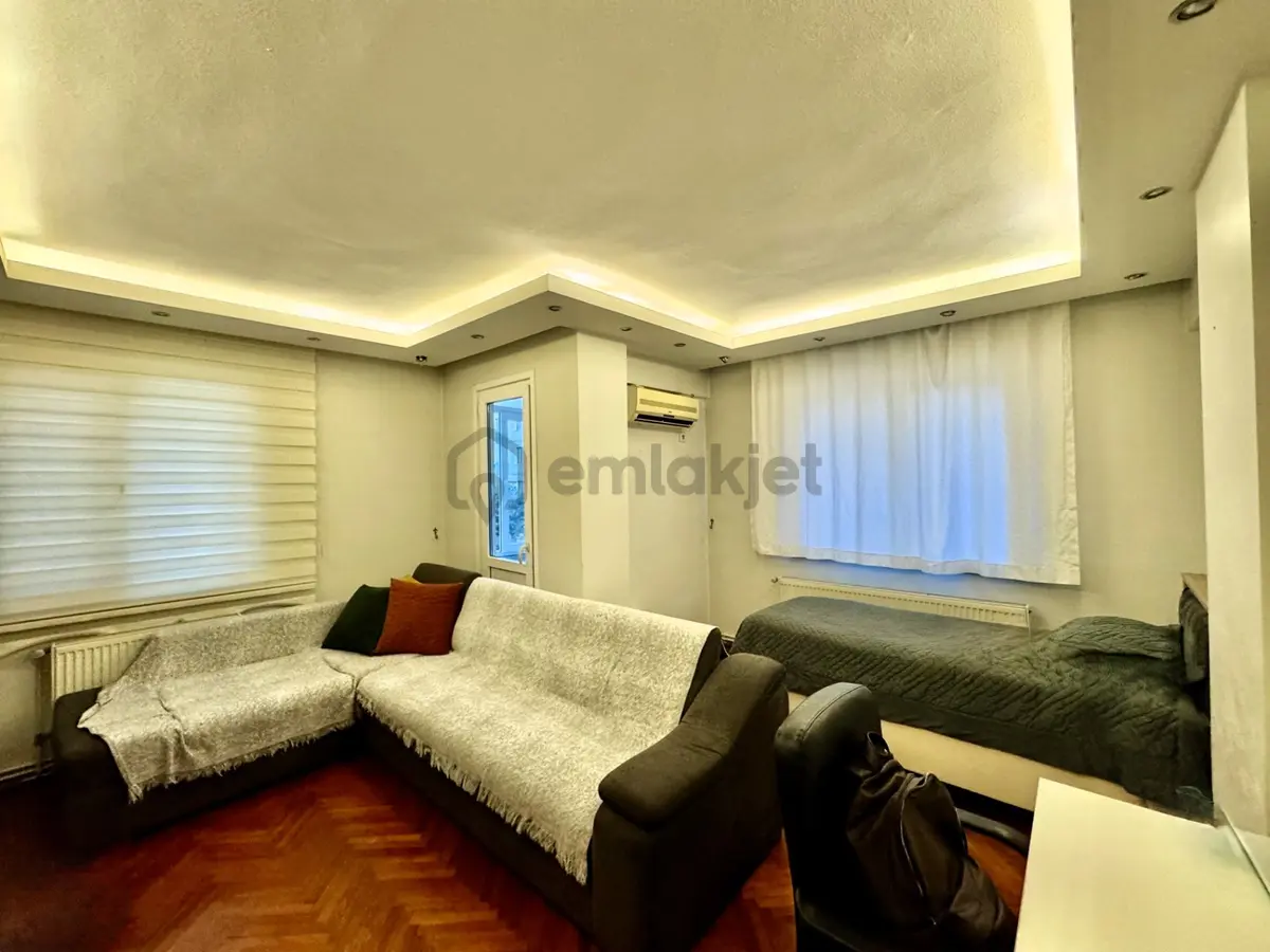 Merdivenköy’de Merkezi Konumda Satılık 3+1 Daire - 16