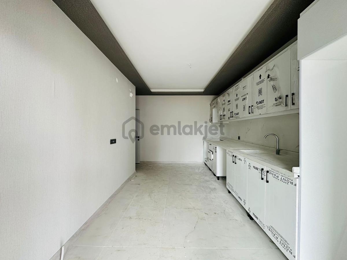 Feridunçelik'te Geniş Balkonlu 2+1 Giriş Kat Satılık Sıfır Daire !! - 3