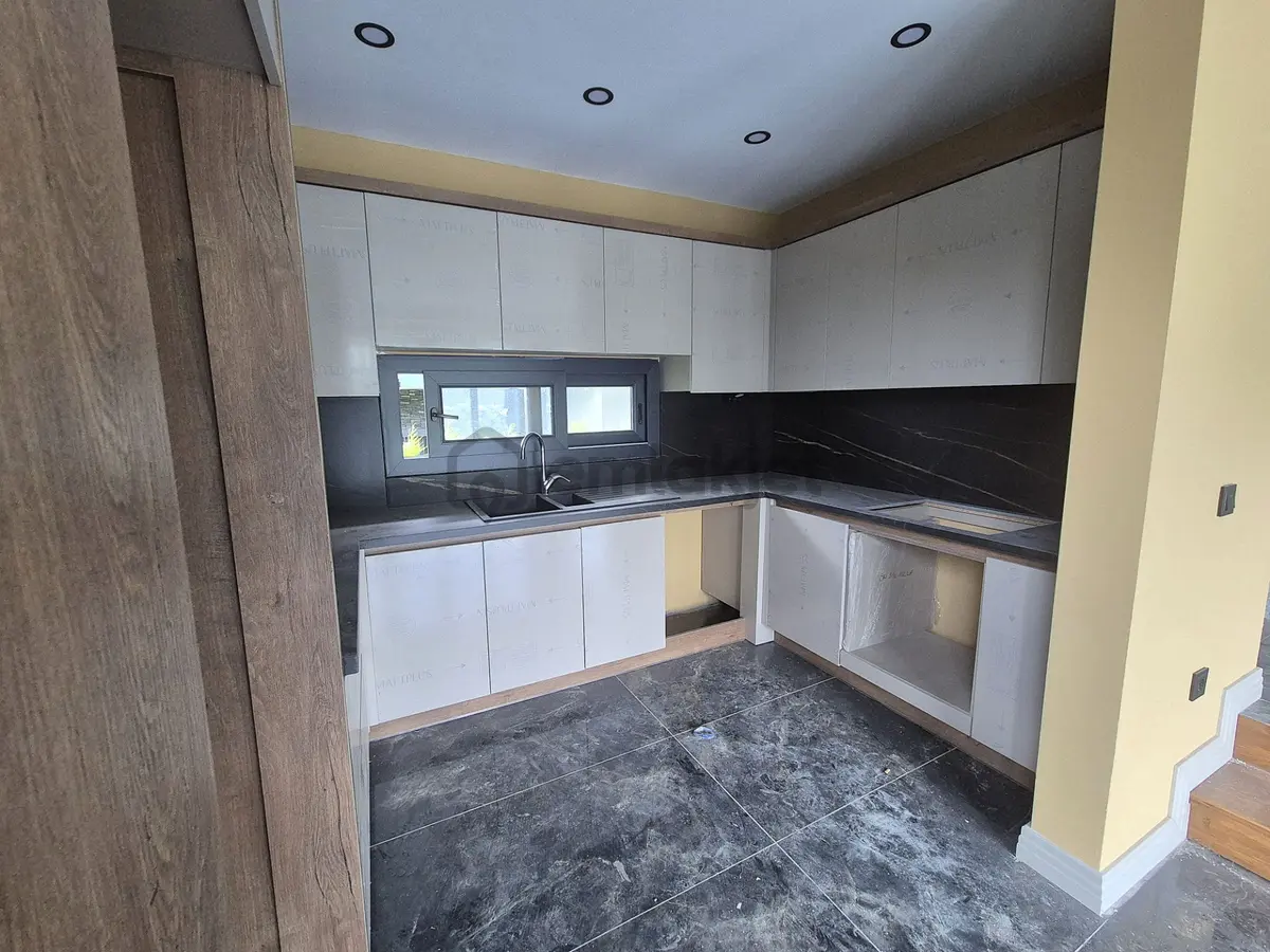 Akçay Artı Emlak'tan Güre'de Satılık 4+1 Ultra Lüx Havuzlu Villa - 6