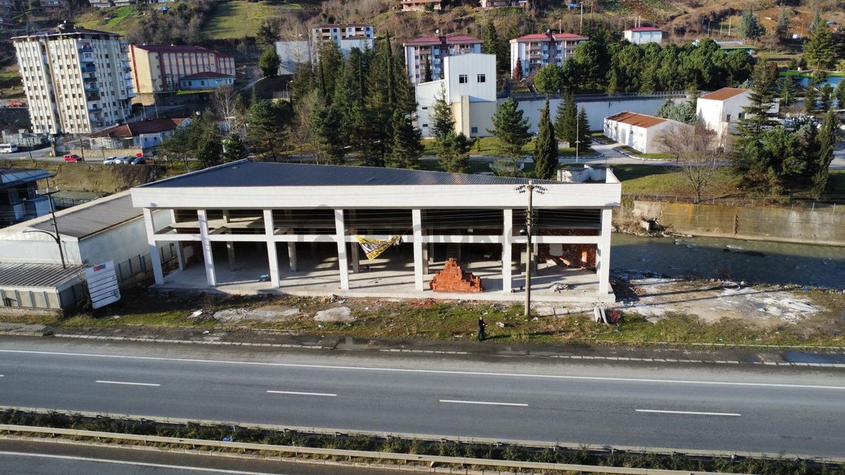 Trabzon Maçkada Kiralık Dükkan - 17