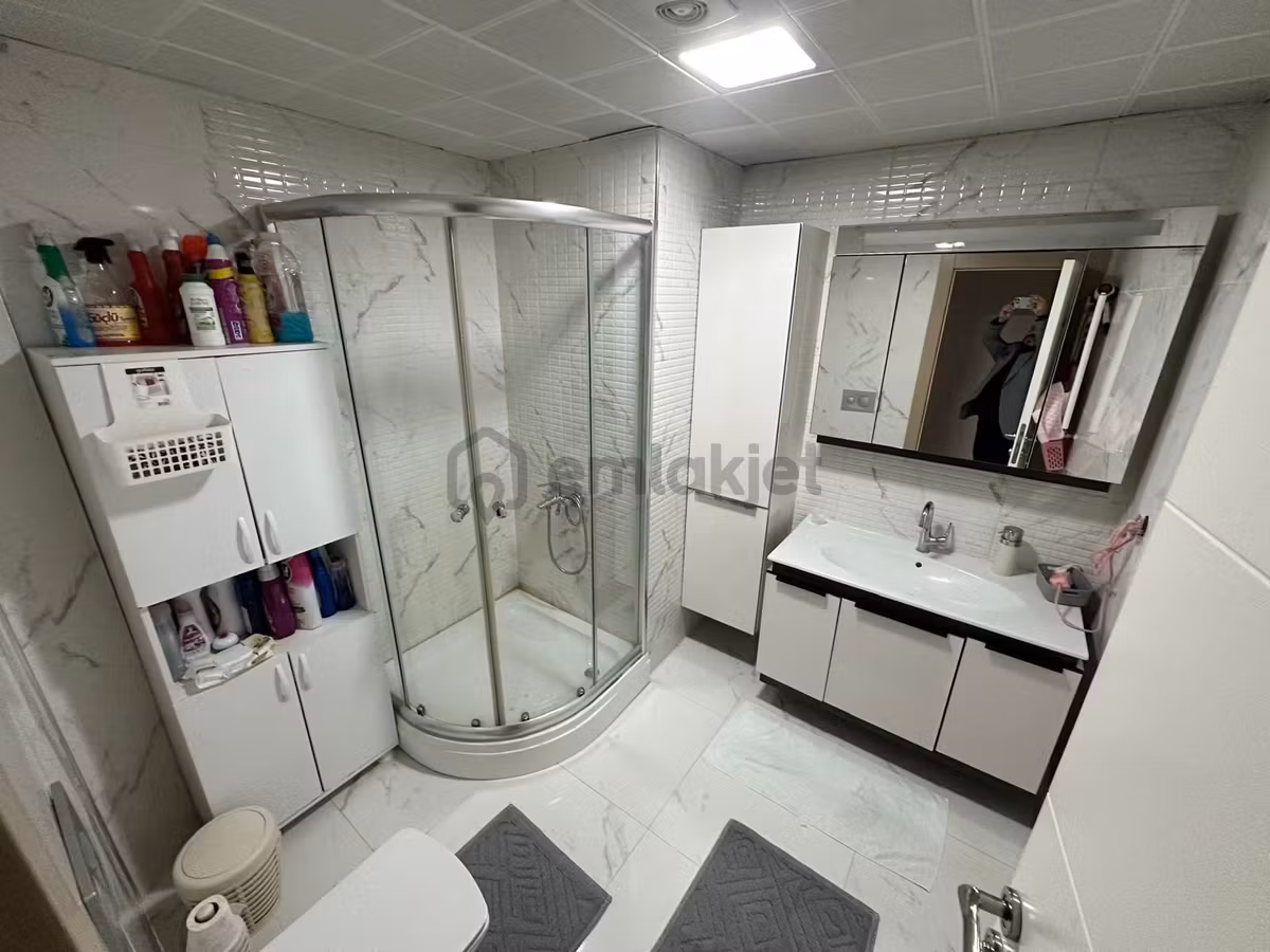 Menderes'te 3+1 Yüksek Giriş Site İçerisinde Satılık Geniş Daire - 30