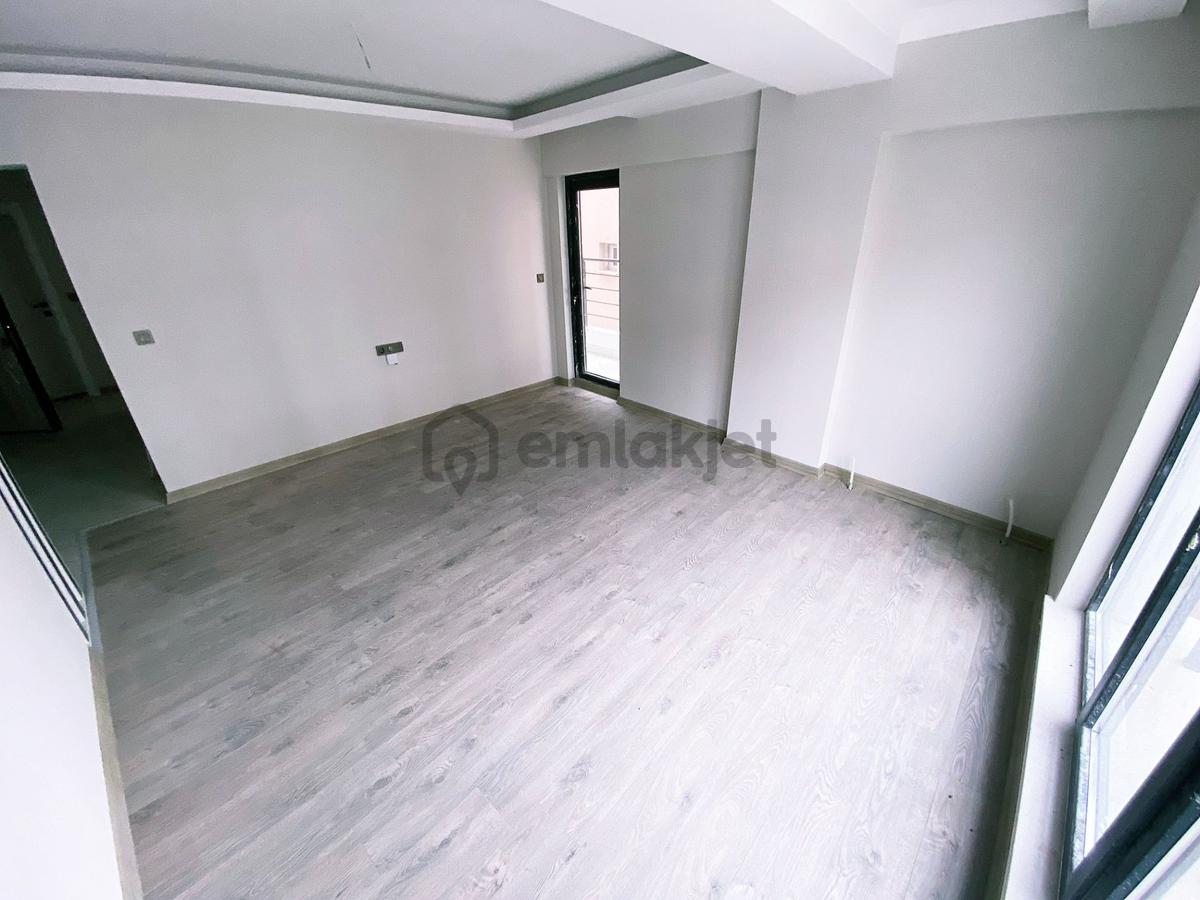 Cihandan Güventepede Merkez De Ulaşım Üzeri Sıfır 2+1 Daire - 14