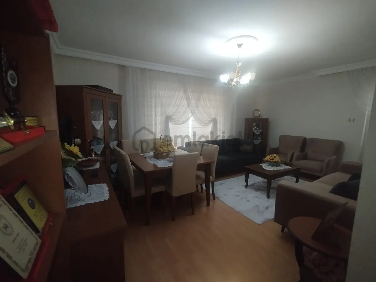 Aşık Paşa Cadde Üzeri Katta 3+1 Daire! - 7