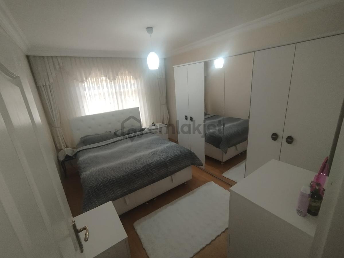 Aşık Paşa Cadde Üzeri Katta 3+1 Daire! - 15