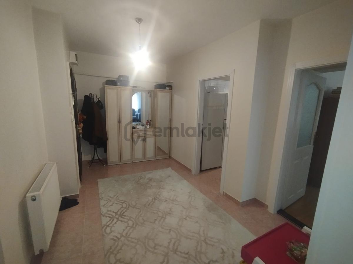 Aşık Paşa Cadde Üzeri Katta 3+1 Daire! - 26
