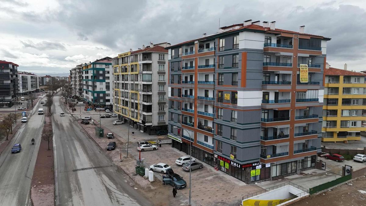 Net Emlaktan Serdirler Caddesinde Ara Kat 3+1 Sıfır Daire - 23
