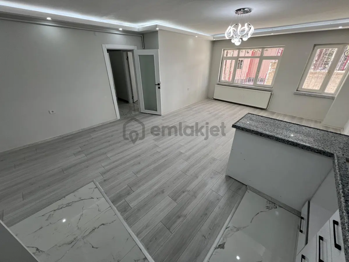 Etlik Mahallesi'nde Full+full Yapılı 2+1 Daire! - 3