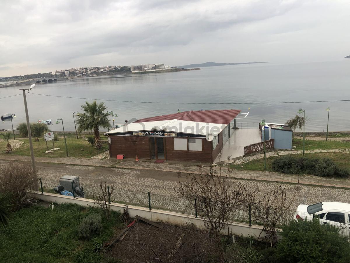 Ayvalık Ta Satılık Muhtesem Daire.denize Sıfır. - 8