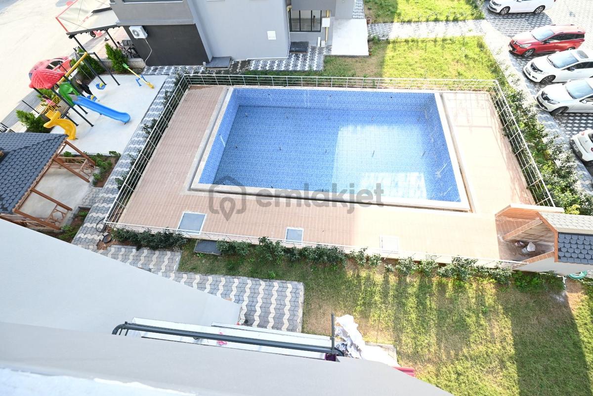 Üstünkent - Satılık Havuzlu Site İçi 3+1 Ebeveyn B. Sıfır Daire - 43