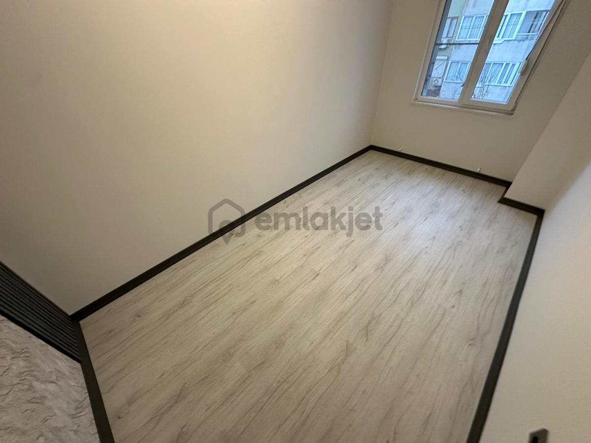 Dora,dan Akçay,da Arakat & Ayrı Mutfak Satılık 2+1 Daire - 21