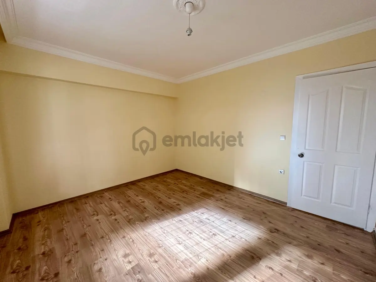 Didim Efeler Merkezde Satılık 2+1 Yüksek Giriş Daire - 11