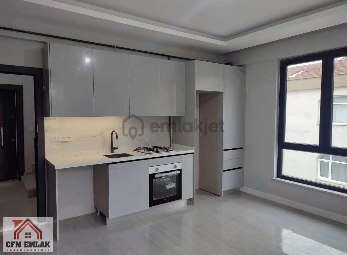 Kemalpaşa Mahallesinde 1+1 50m2 Arakat Kiralık Daire - 3