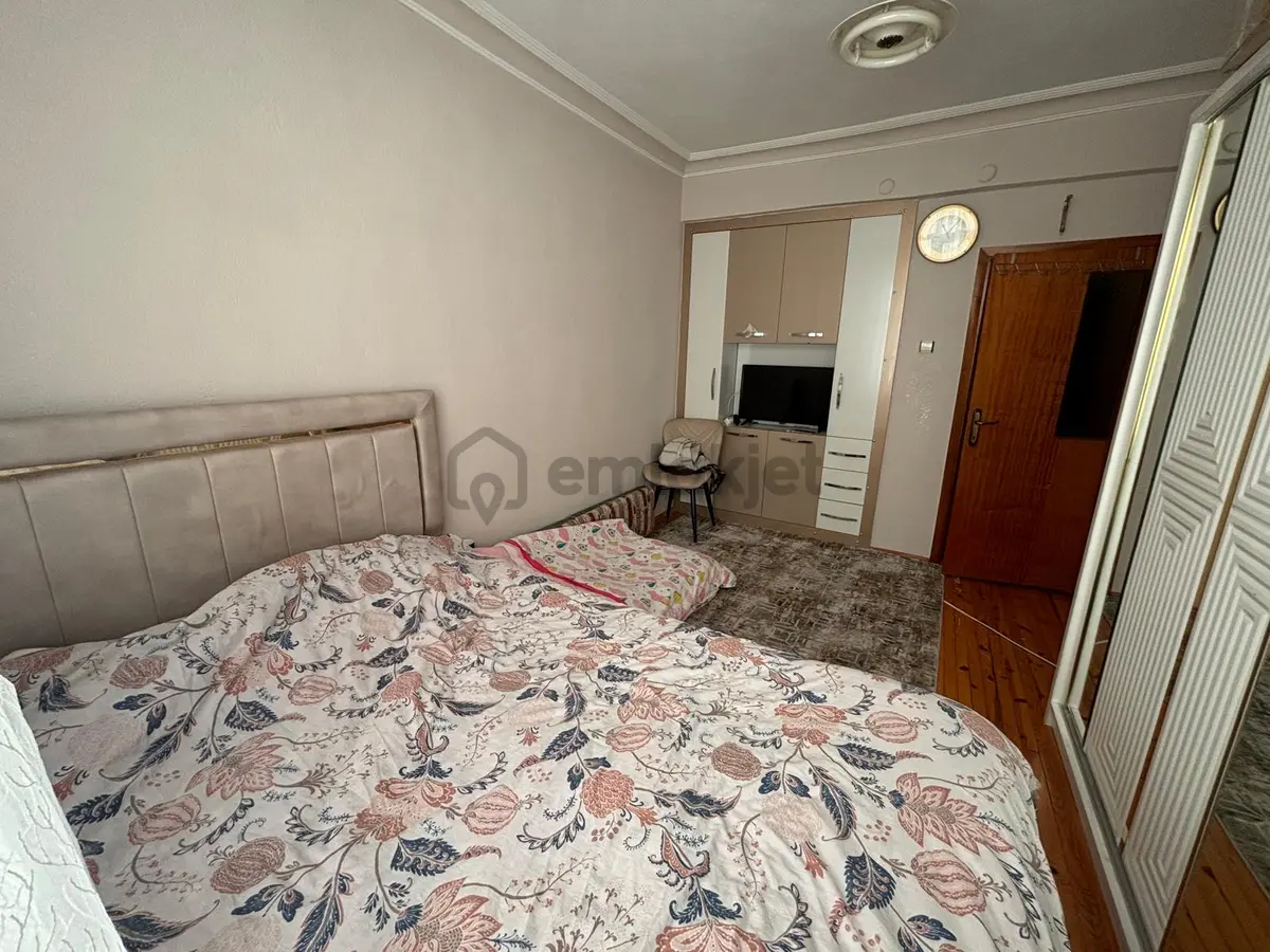 Sücüllü Emlaktan Satılık Ara Kat 2+1 Asansörlü Daire - 25