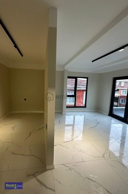 Serdivan Bahçelievlerde Prestijli Konumda, Teraslı 4+1 Villa - 30