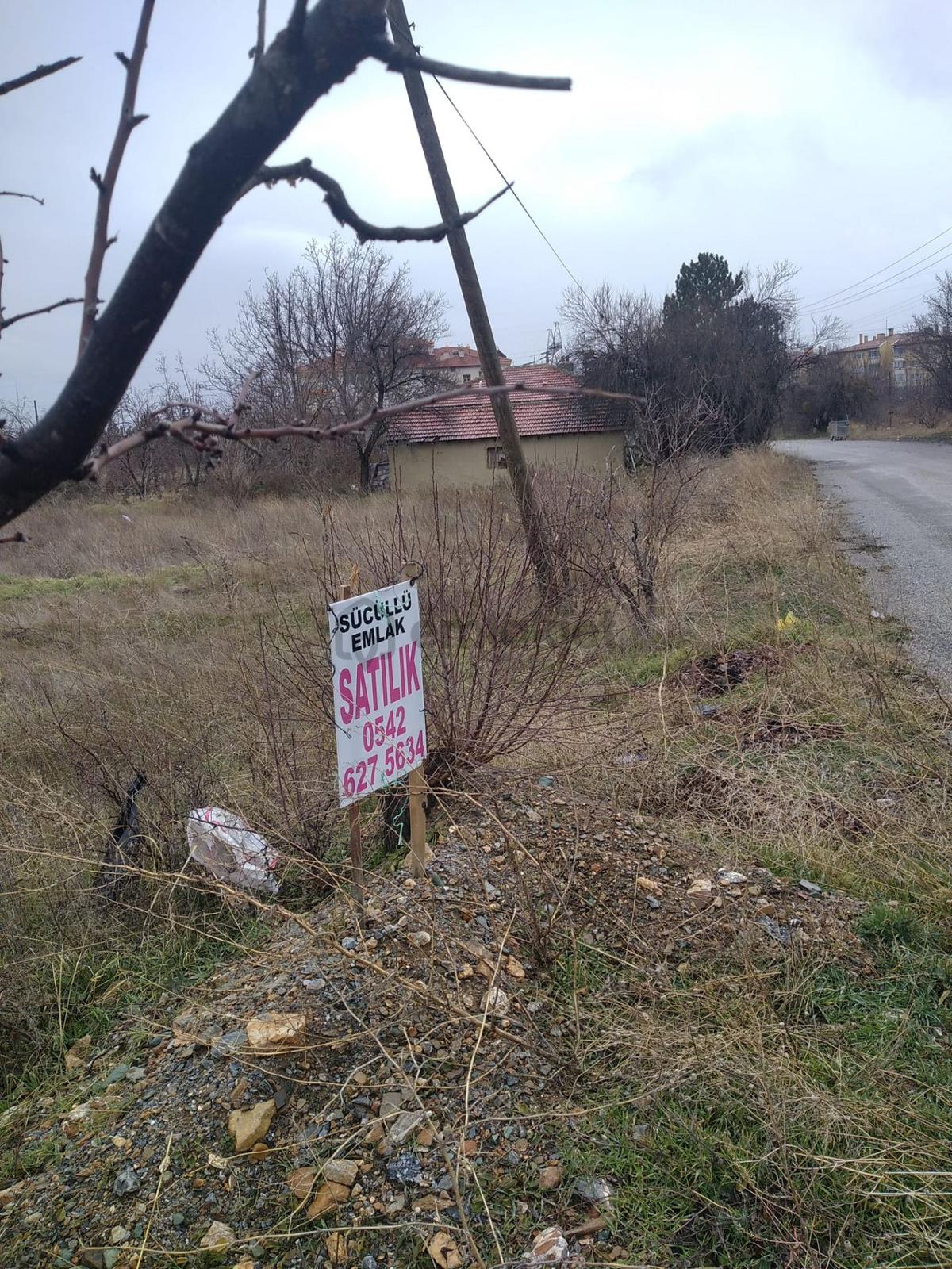 Kuruçay Toki'de İmarlı Satılık Köşe Arsa - 2