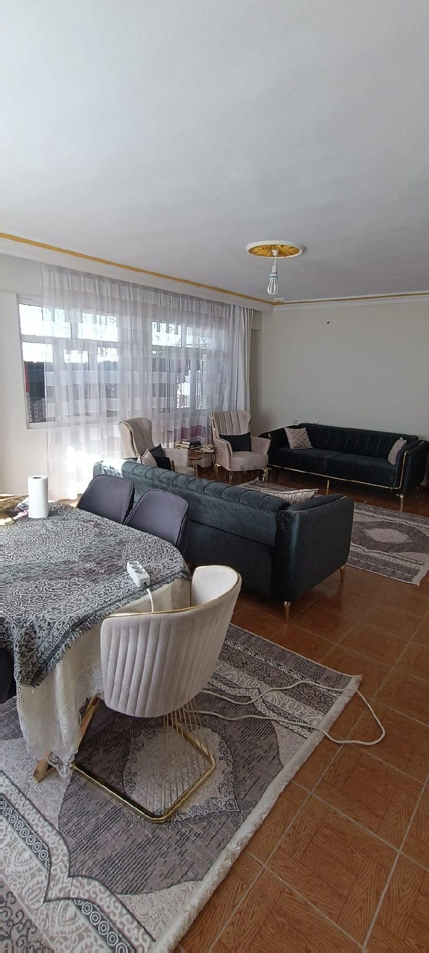 Sahibinden Huzur Evlerinde Cadde Üzerinde Satılık Daire