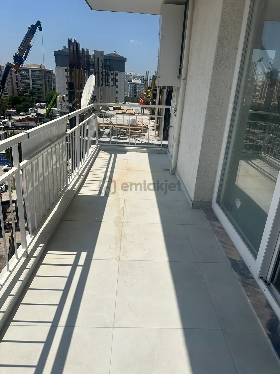 Yüzbaşı İbrahim Hakkı Caddesi Doğalgazlı 3+1 Daire - 24
