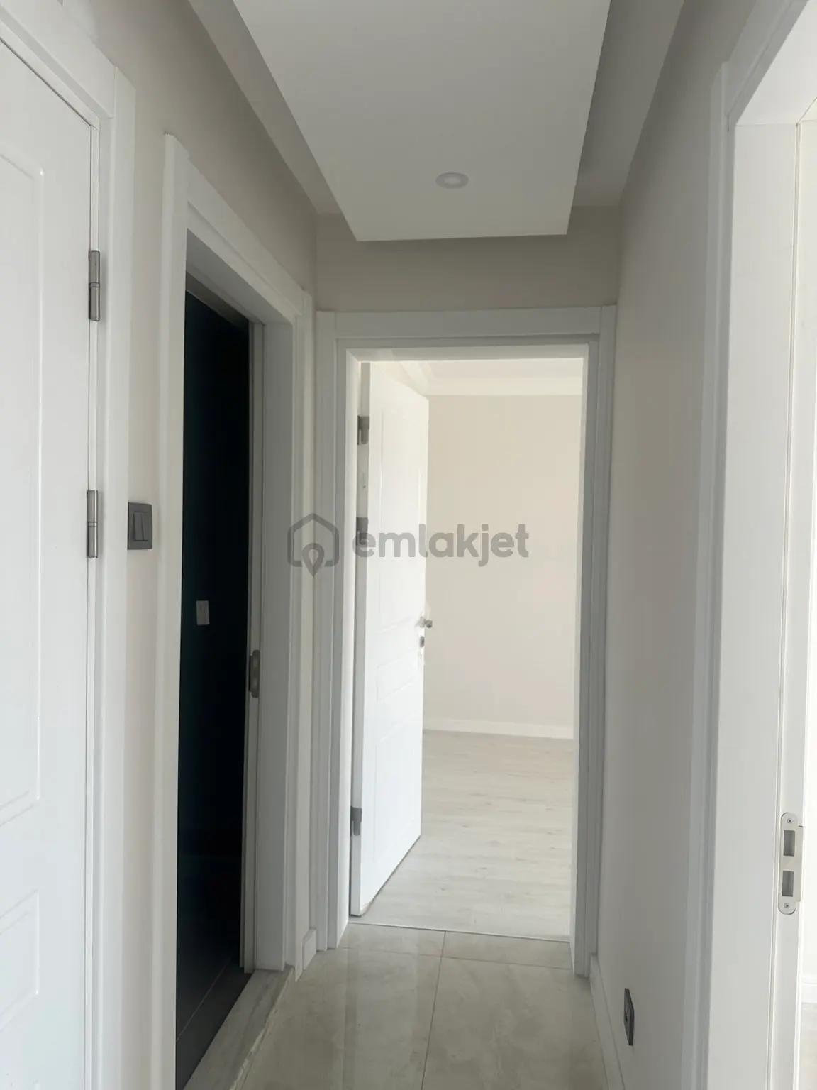 Yüzbaşı İbrahim Hakkı Caddesi Doğalgazlı 3+1 Daire - 19
