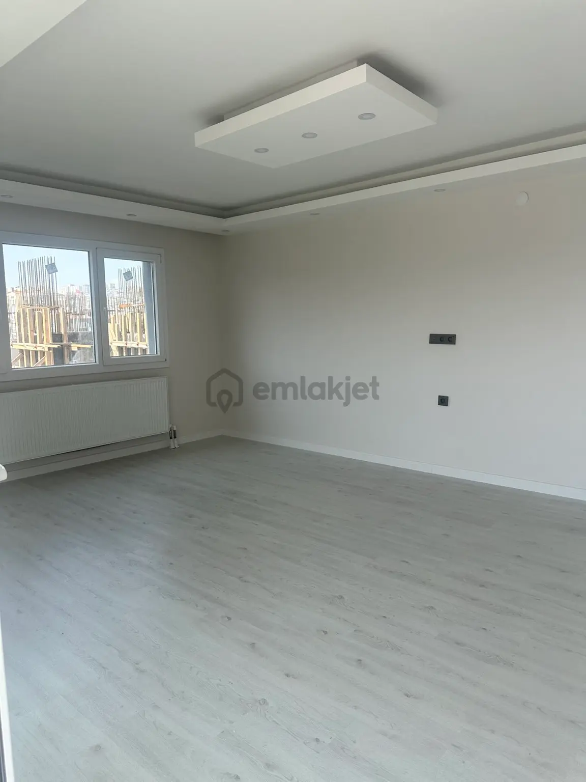 Yüzbaşı İbrahim Hakkı Caddesi Doğalgazlı 3+1 Daire - 26