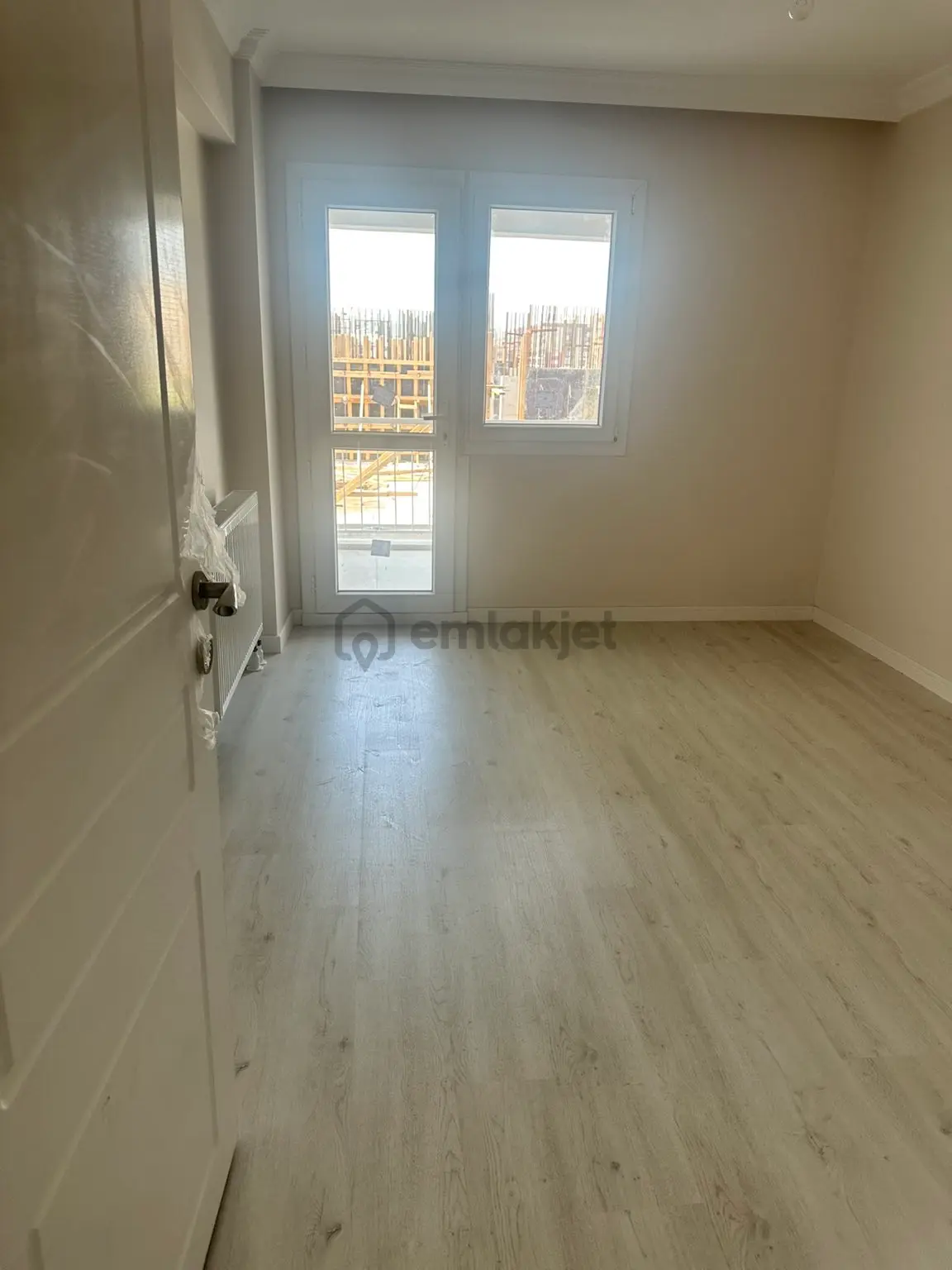 Yüzbaşı İbrahim Hakkı Caddesi Doğalgazlı 3+1 Daire - 14