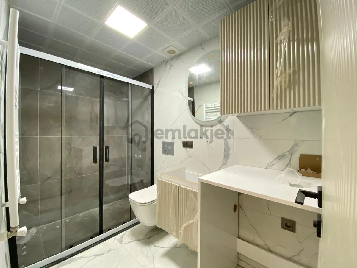 Muradiye Mahallesinde 3+1 Full Lüks Sıfır Daire - 20