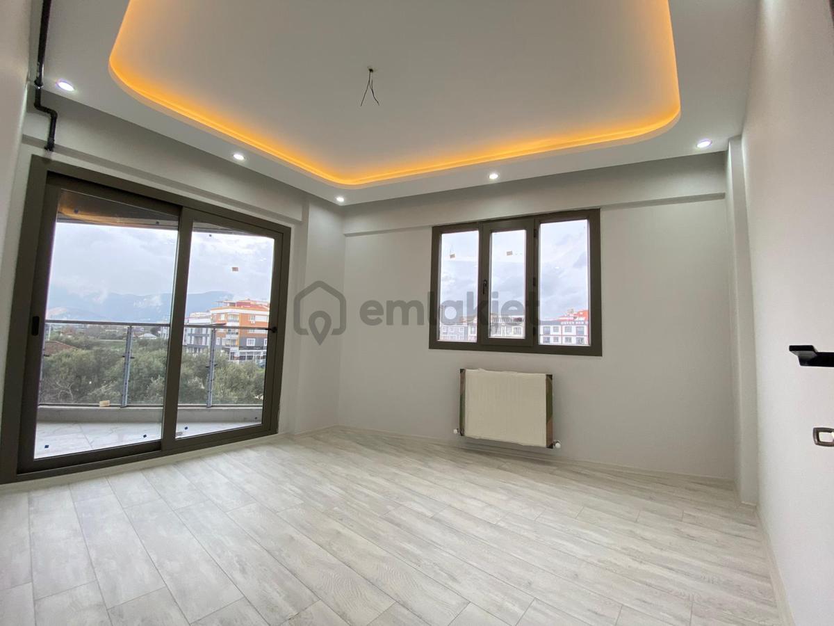 Muradiye Mahallesinde 3+1 Full Lüks Sıfır Daire - 17