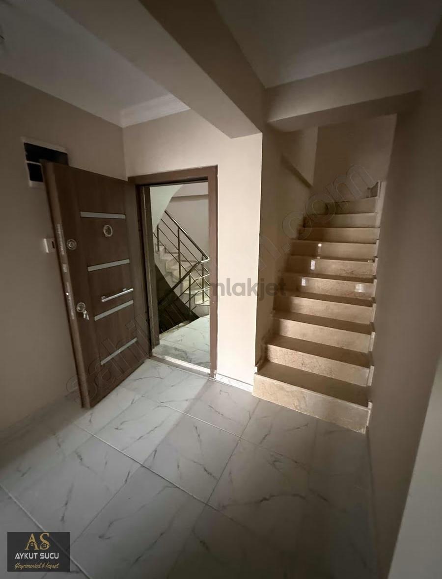 Kemalapaşa Ulucakta 4+1 Satılık Dubleks 0 Daire - 5