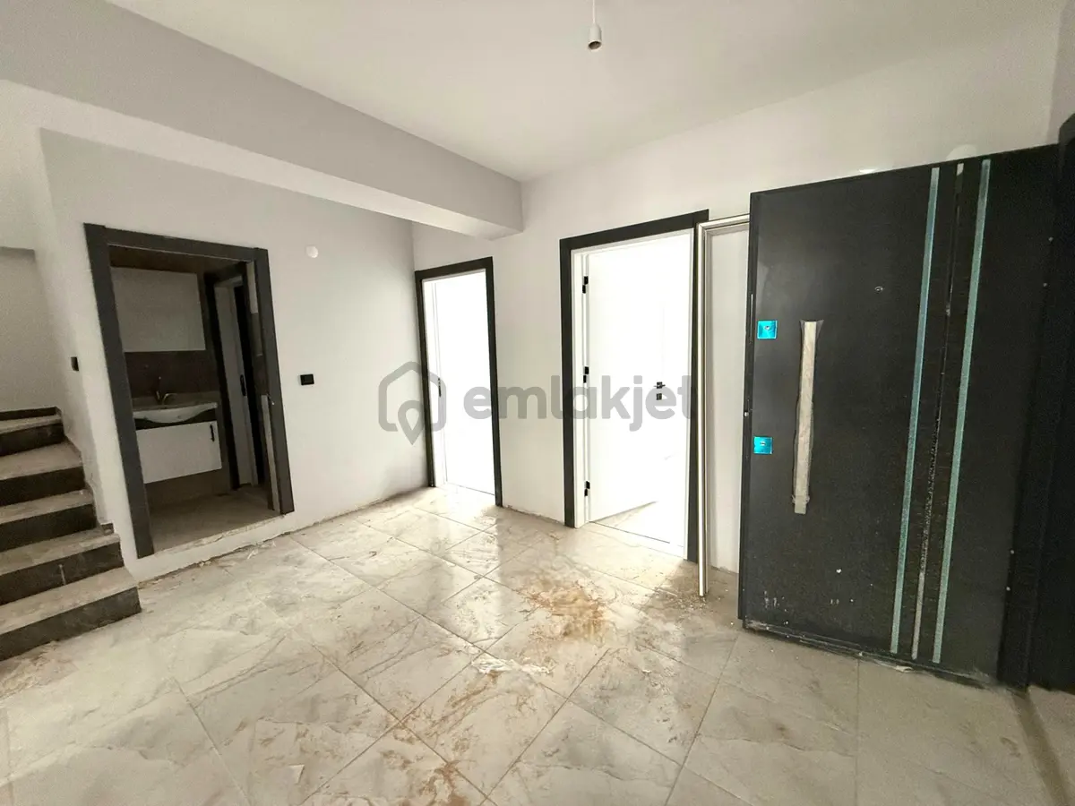 Hisar'da Sıfır 6+1 Çift Teraslı Full Manzaralı Dubleks Daire - 4