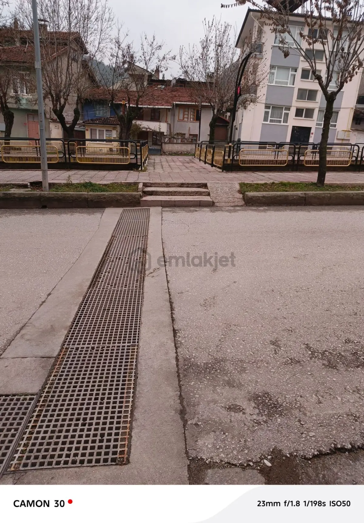 Şeh Mahallesinde Ana Cad.satılık Daire - 15