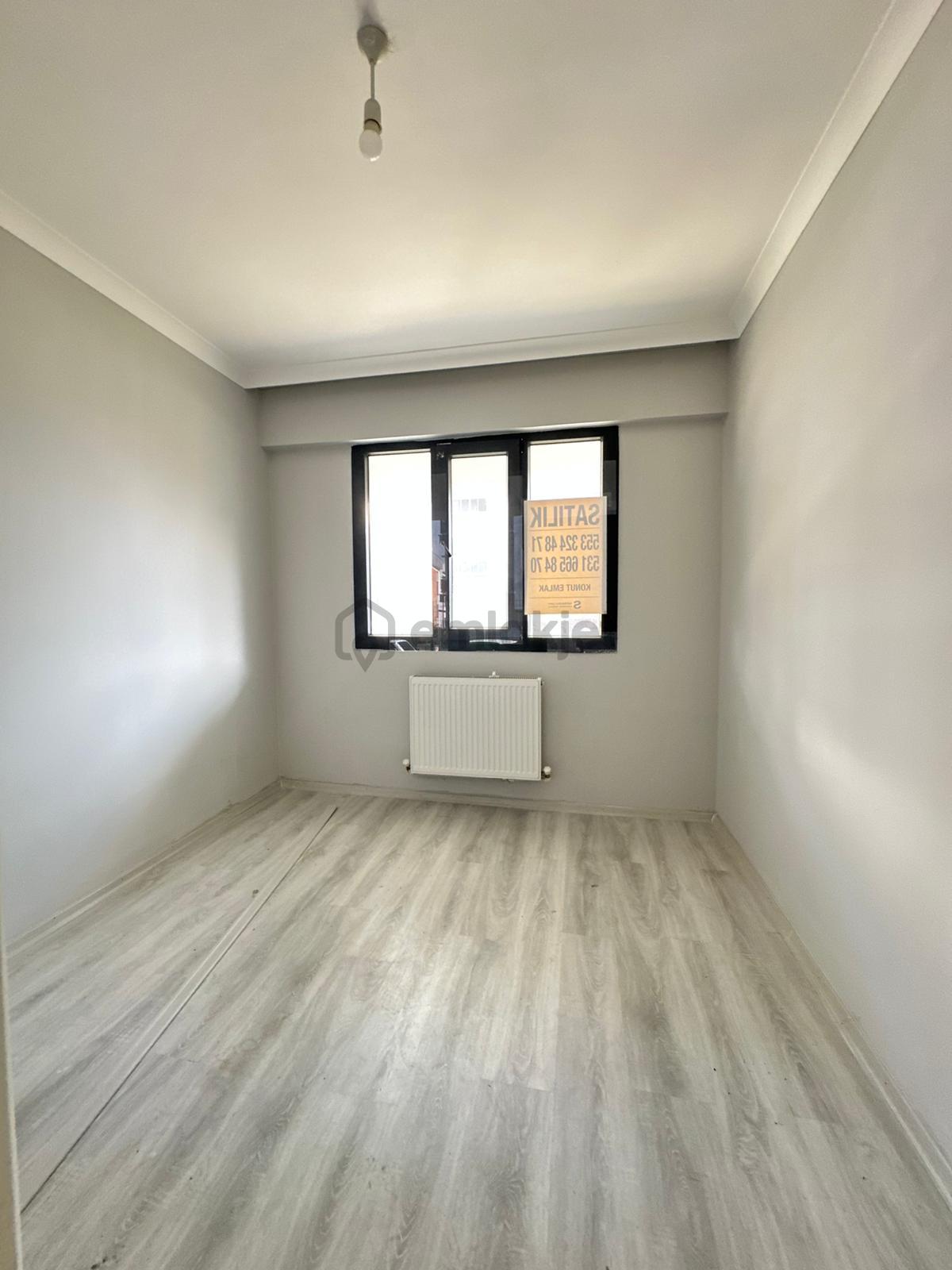 Muradiye Mahallesinde Site İçerisinde 2+1 Satılık Daire - 4