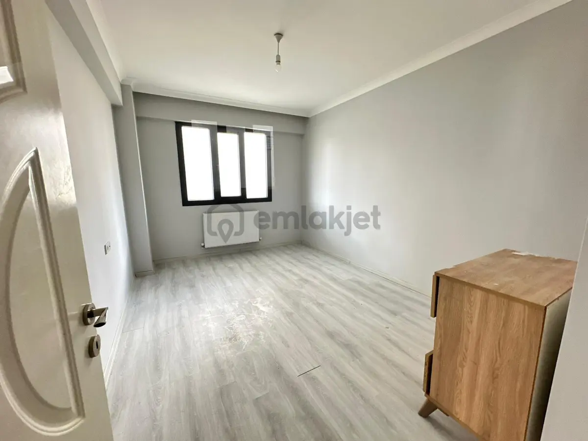 Muradiye Mahallesinde Site İçerisinde 2+1 Satılık Daire - 9