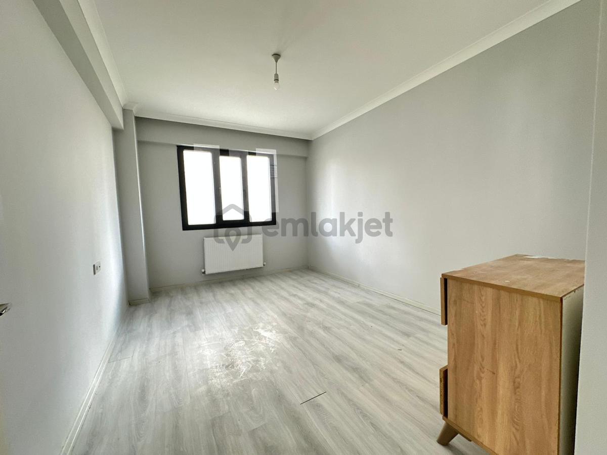 Muradiye Mahallesinde Site İçerisinde 2+1 Satılık Daire - 8