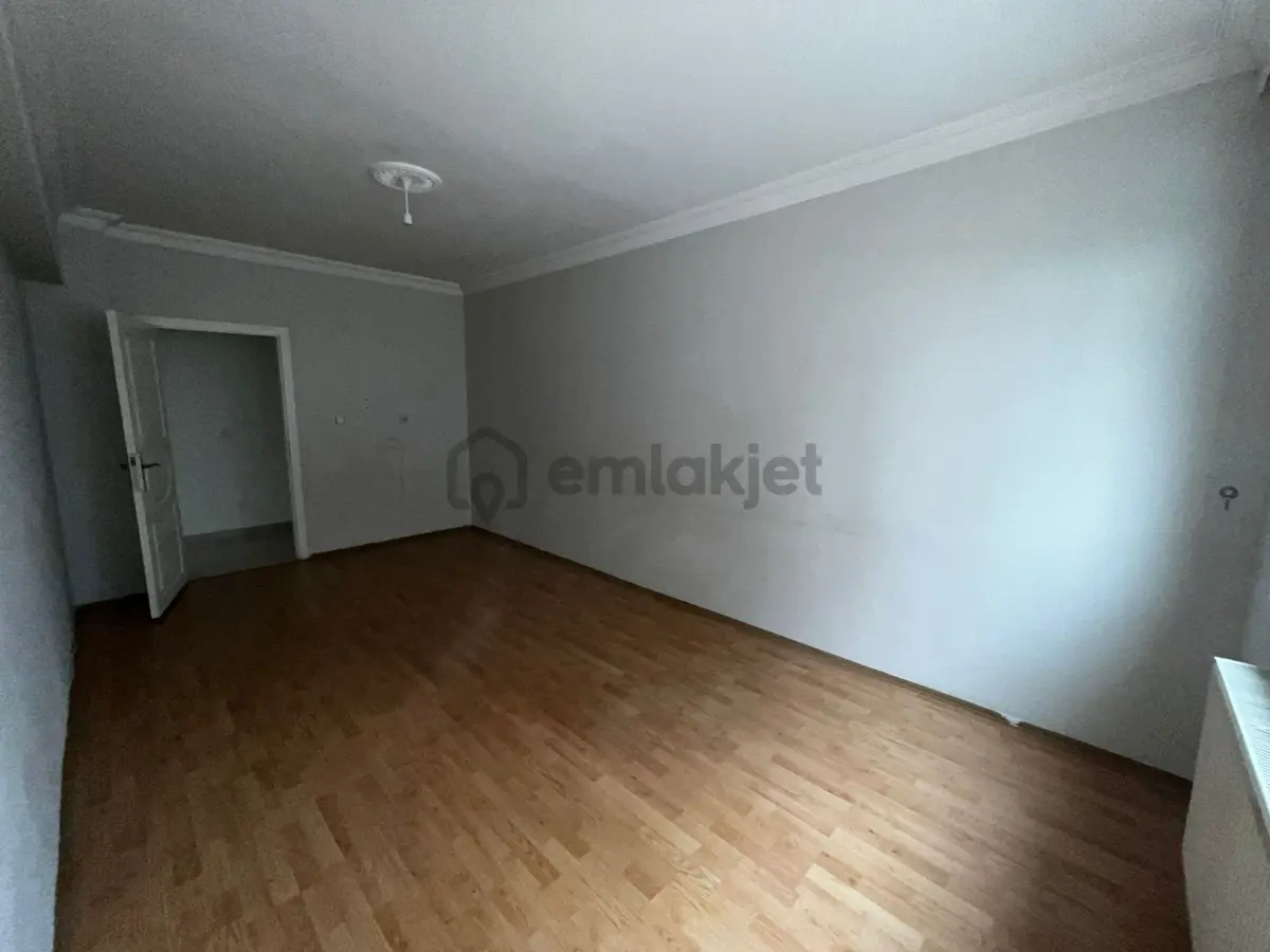 Sincan Pınarbaşı Mh.de 4+1 Yapılı Satılık Daire - 13